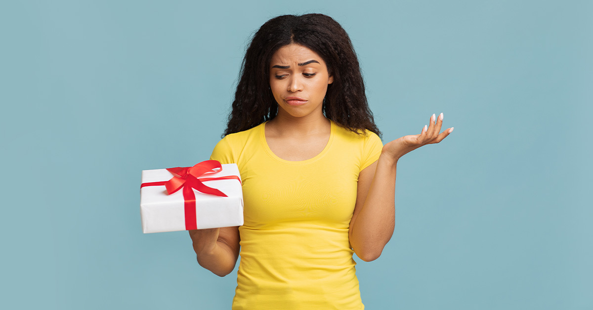 ¿Qué revisar antes de comprar tecnología de regalo? La guía honesta para no regalar algo que «no sirve»